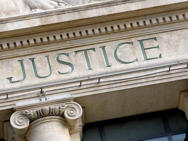 Justice pénale des mineurs : Le Parlement adopte un texte renforçant l’autorité et la responsabilité parentale