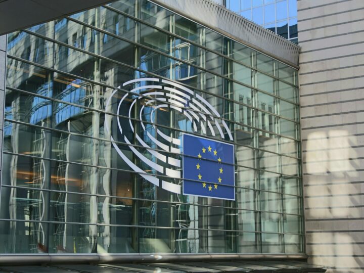 Justice, migration, sécurité intérieure : un mois de juin riche en actualités et placé sous le signe de Schengen